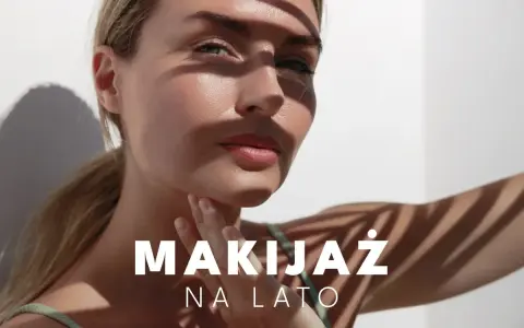 Promienna skóra i subtelny makijaż na lato. Delikatne cienie liści podkreślają naturalne piękno.